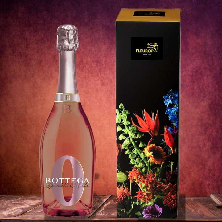 Bottle of Bottega Zero Rose Sparkling wine